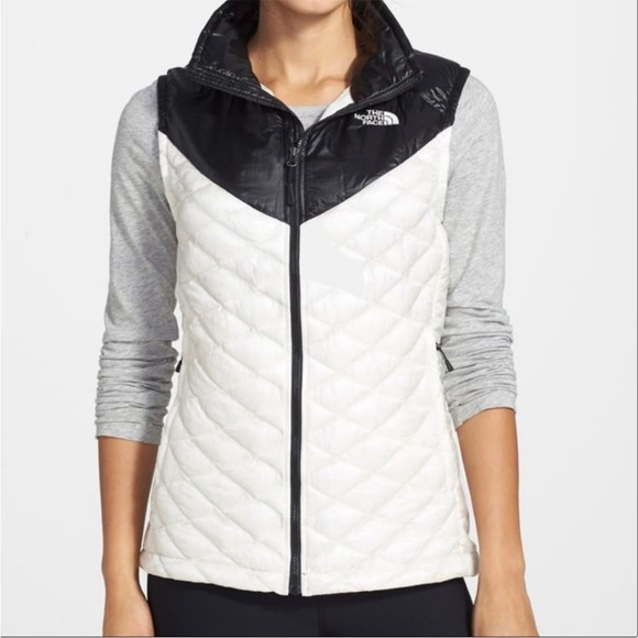 The North Face Jackets & Blazers - The North Face Thermoball Remix Vest XS